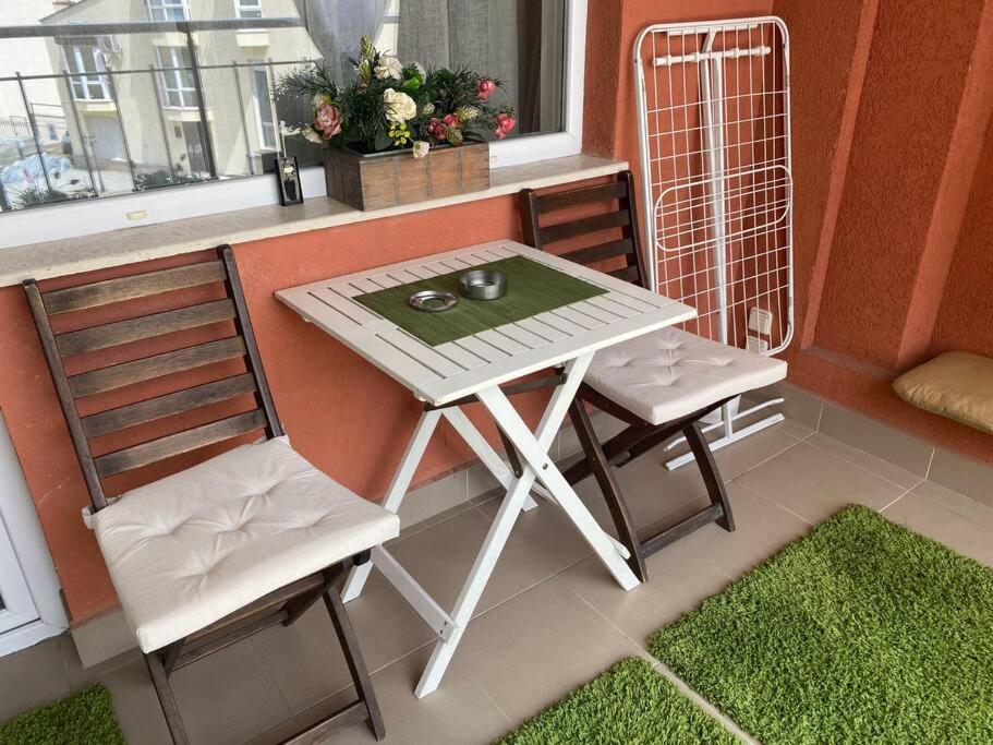 Lovely 1-Bedroom Apartament With Free Parking Sófia Exterior foto