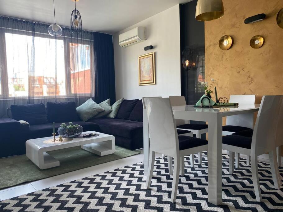 Lovely 1-Bedroom Apartament With Free Parking Sófia Exterior foto